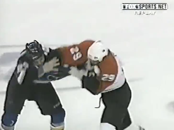 T. Fedoruk (PHI) vs. M. Baron (STL)
