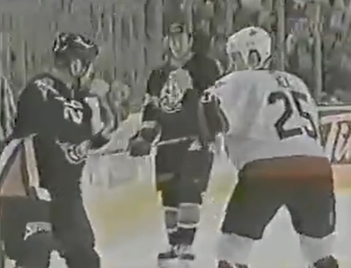 C. Neil (OTT) vs. E. Boulton (BUF)