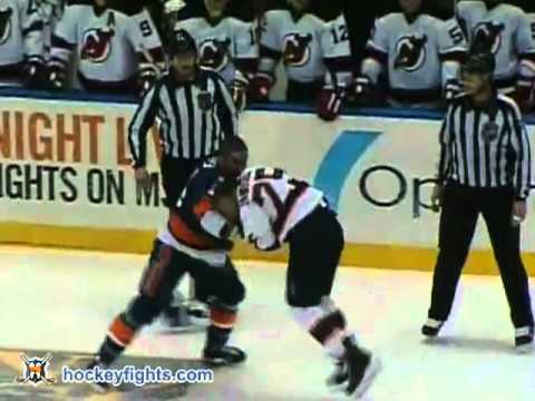 C. Janssen (NJD) vs. T. Gillies (NYI)