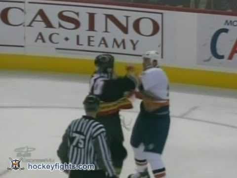 E. Godard (NYI) vs. B. McGrattan (OTT)