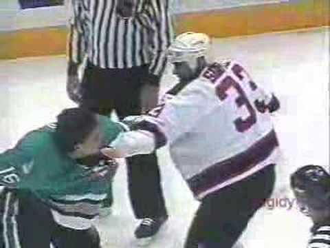 D. Wood (SJS) vs. R. Simpson (NJD)