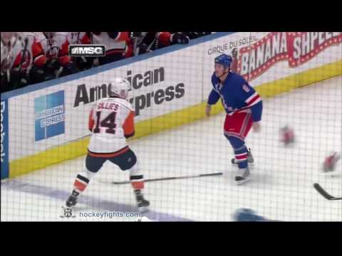 T. Gillies (NYI) vs. B. Prust (NYR)