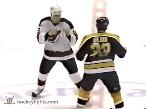 K. Oliwa (BOS) vs. J. McKenzie (NJD)