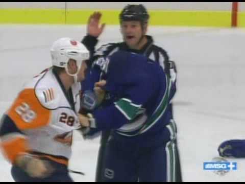 T. Jackman (NYI) vs. G. Desbiens (VAN)