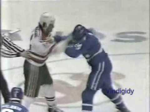 M. Petit (QUE) vs. B. Shanahan (NJD)