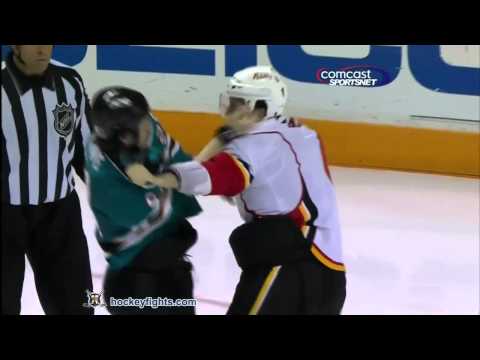 C. Sarich (CAL) vs. R. Clowe (SJS)