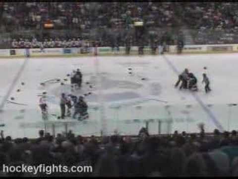 J. Iginla (CAL) vs. W. Mitchell (VAN)