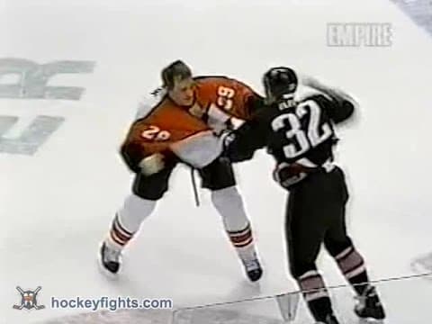 R. Ray (BUF) vs. T. Fedoruk (PHI)