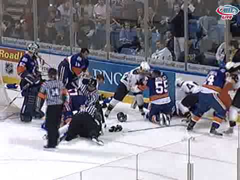 T. Gillies (BRI) vs. R. Bortuzzo (WBS)
