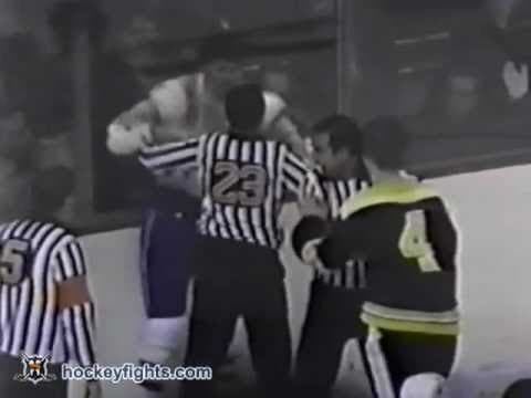 B. Orr (BOS) vs. P. Mahovlich (MON)