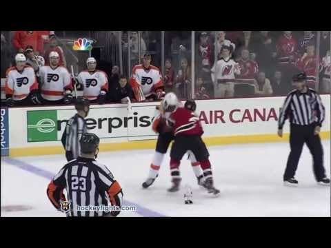 W. Simmonds (PHI) vs. D. Clarkson (NJD)