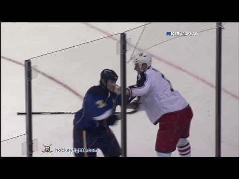 M. Methot (CBJ) vs. T. Strachan (STL)