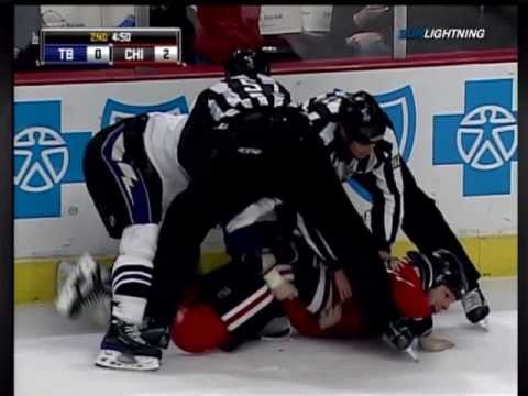 Z. Konopka (TBL) vs. B. Eager (CHI)