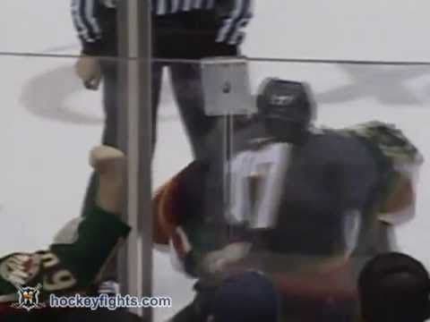 C. Simon (CAL) vs. D. Boogaard (MIN)