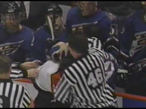 K. Jones (WAS) vs. C. MacTavish (PHI)