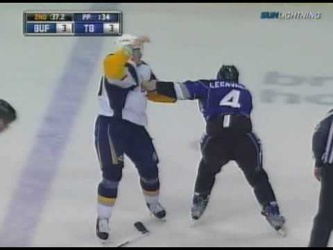 J. Hecht (BUF) vs. V. Lecavalier (TBL)