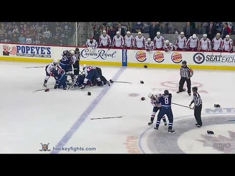 M. Latta (WAS) vs. J. Trouba (WPG)