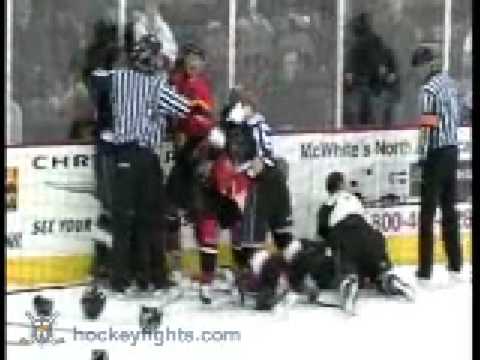 D. Cacciola (FWB) vs. M. Emond (ARI)