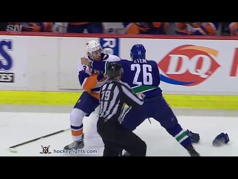 T. Hamonic (NYI) vs. E. Etem (VAN)