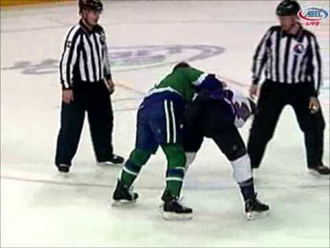 M. Haley (HFD) vs. N. Deslauriers (MCR)