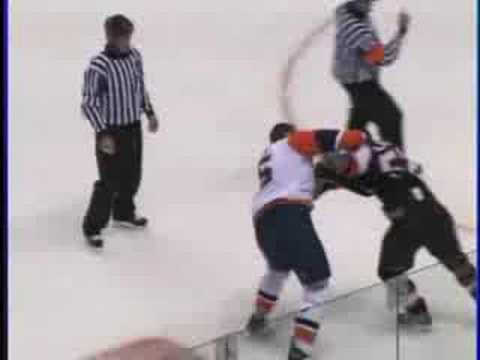 B. Sugden (NYI) vs. M. Clackson (PHI)