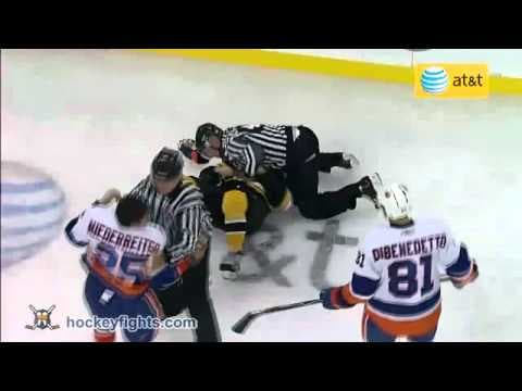 N. Niederreiter (NYI) vs. T. Randell (BOS)