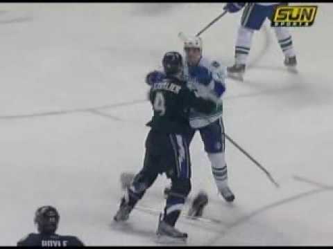 A. Burrows (VAN) vs. V. Lecavalier (TBL)