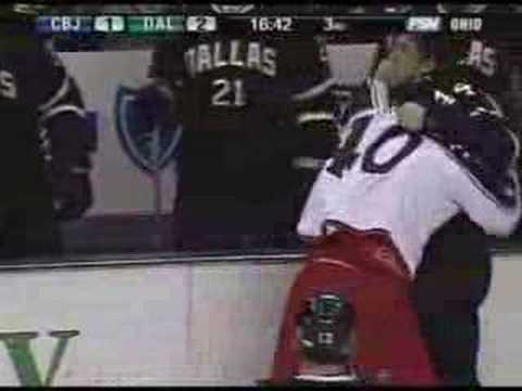 J. Boll (CBJ) vs. B. Crombeen (DAL)