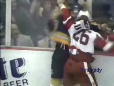 J. Miller (BOS) vs. J. Kocur (DET)