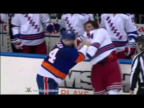 D. Boogaard (NYR) vs. T. Gillies (NYI)