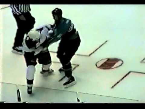 B. Sugden (SYR) vs. M. Carkner (CLE)