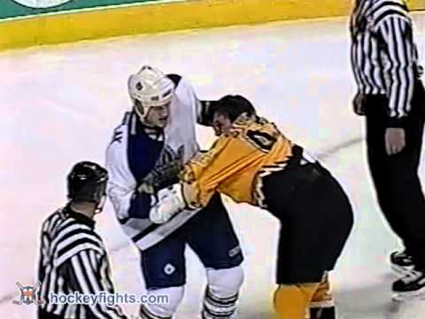 W. Belak (TOR) vs. P. Stock (BOS)