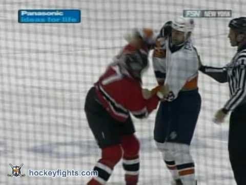 E. Godard (NYI) vs. D. Langdon (NJD)