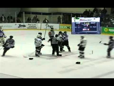 S. Crampton (BOS) vs. R. Maxwell (FWB)