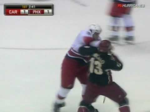 T. Gleason (CAR) vs. D. Carcillo (ARI)