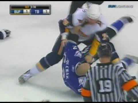 P. Gaustad (BUF) vs. R. Smolenak (TBL)