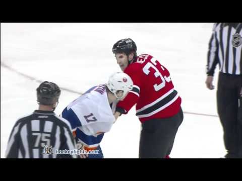 M. Martin (NYI) vs. J. Leach (NJD)