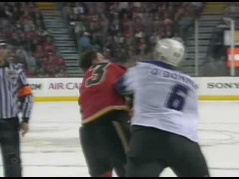 S. O'Donnell (LAK) vs. D. Phaneuf (CAL)