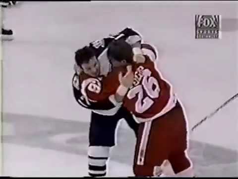 J. Kocur (DET) vs. B. Huard (DAL)