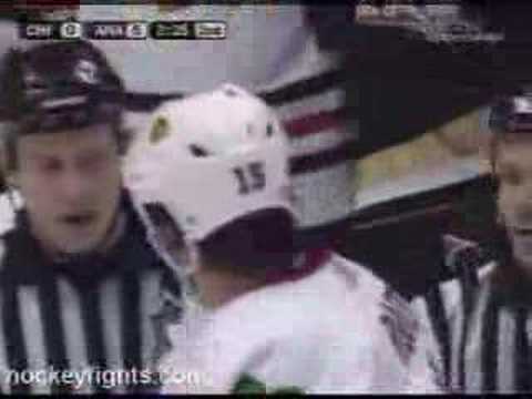 T. Ruutu (CHI) vs. C. Kunitz (ANA)