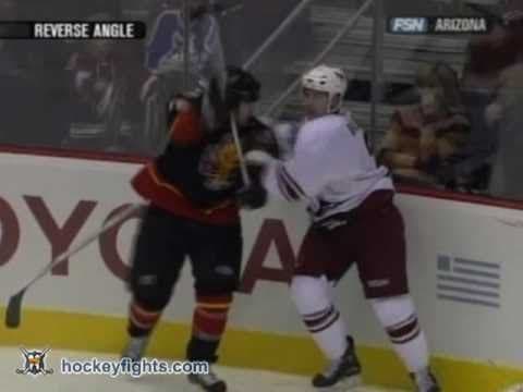 J. Iginla (CAL) vs. K. Ballard (ARI)