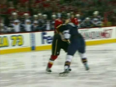 C. Armstrong (ATL) vs. C. Glencross (CAL)