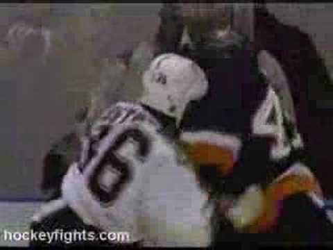 T. Kostopoulos (PIT) vs. A. Asham (NYI)