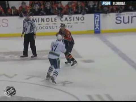 R. Kesler (VAN) vs. O. Jokinen (FLA)