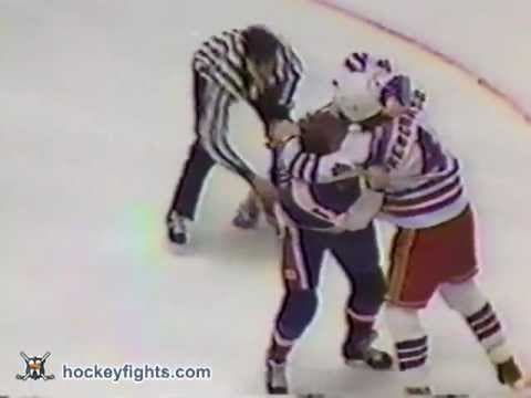 R. Carlyle (WPG) vs. R. Greschner (NYR)