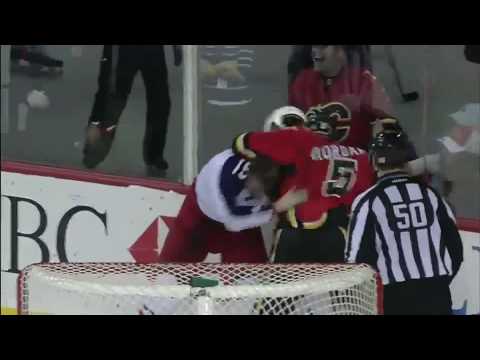 D. Dorsett (CBJ) vs. M. Giordano (CAL)