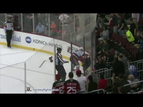 J. Diamond (NYI) vs. S. Gionta (NJD)