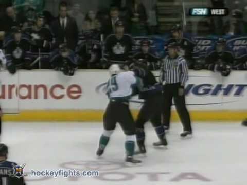 R. Clowe (SJS) vs. T. Jackman (LAK)