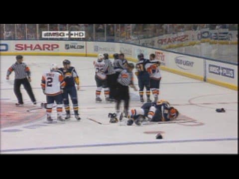 P. Kaleta (BUF) vs. B. Witt (NYI)