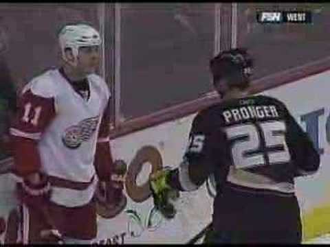 D. Cleary (DET) vs. C. Pronger (ANA)